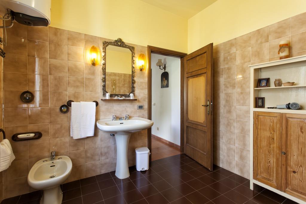 Hotel Il Ducato à Cortone Extérieur photo